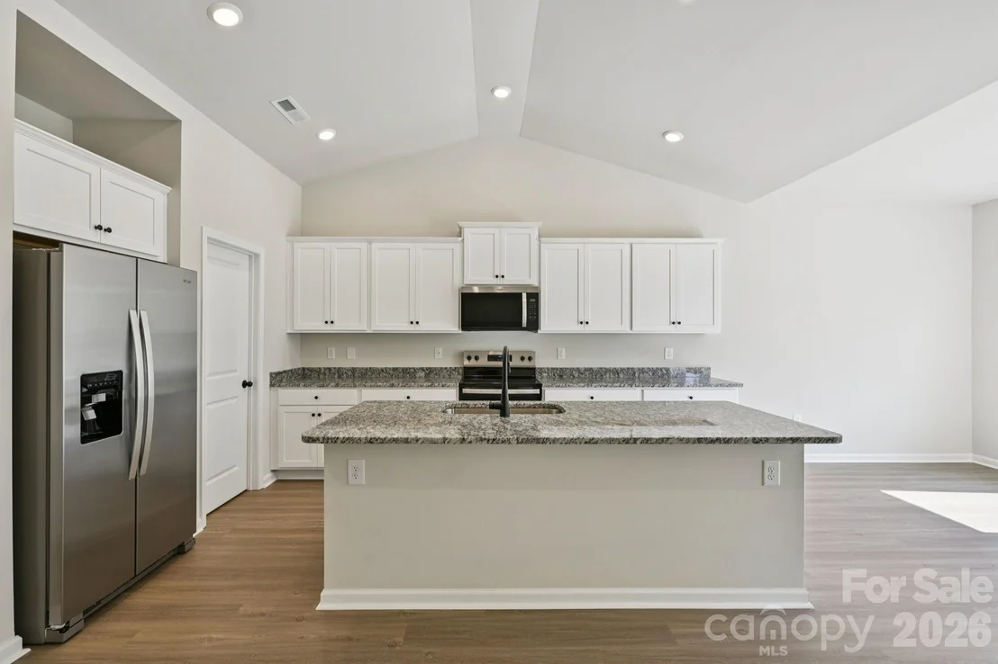 Photo of 820 Willow Estates Drive