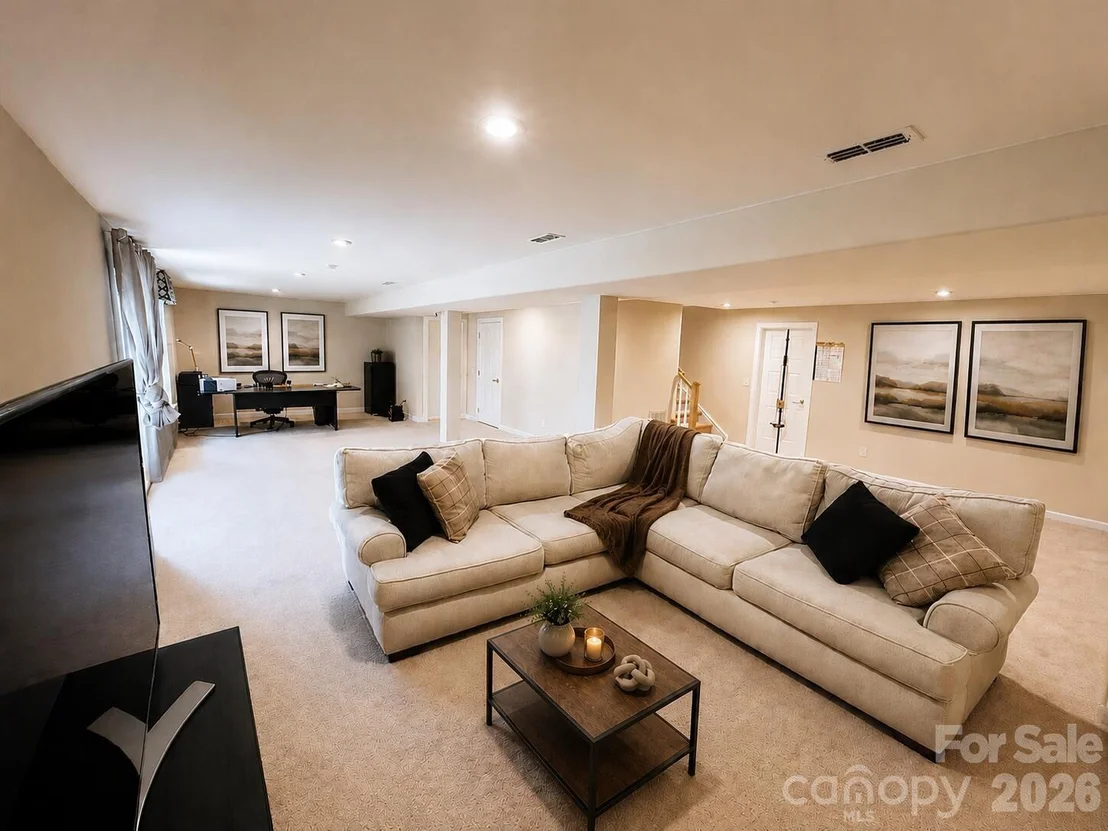 Photo of 7708 W Berkeley Road