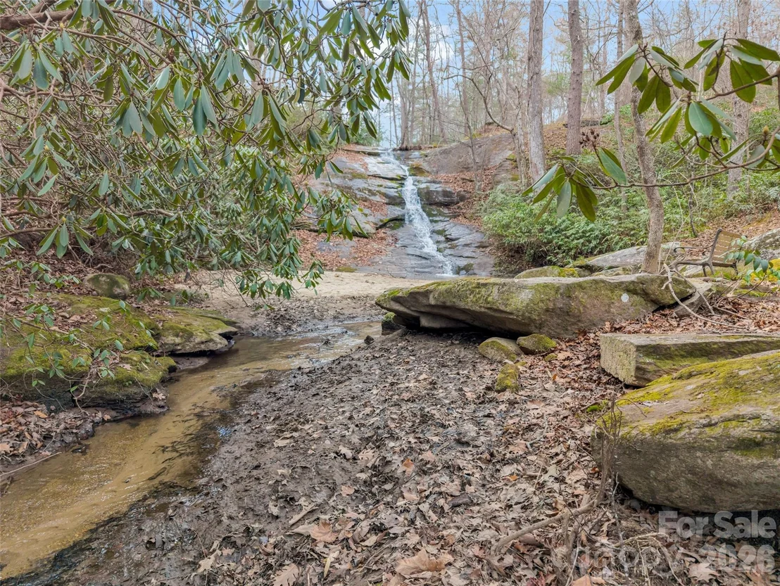 Photo of 182 Deer Trail