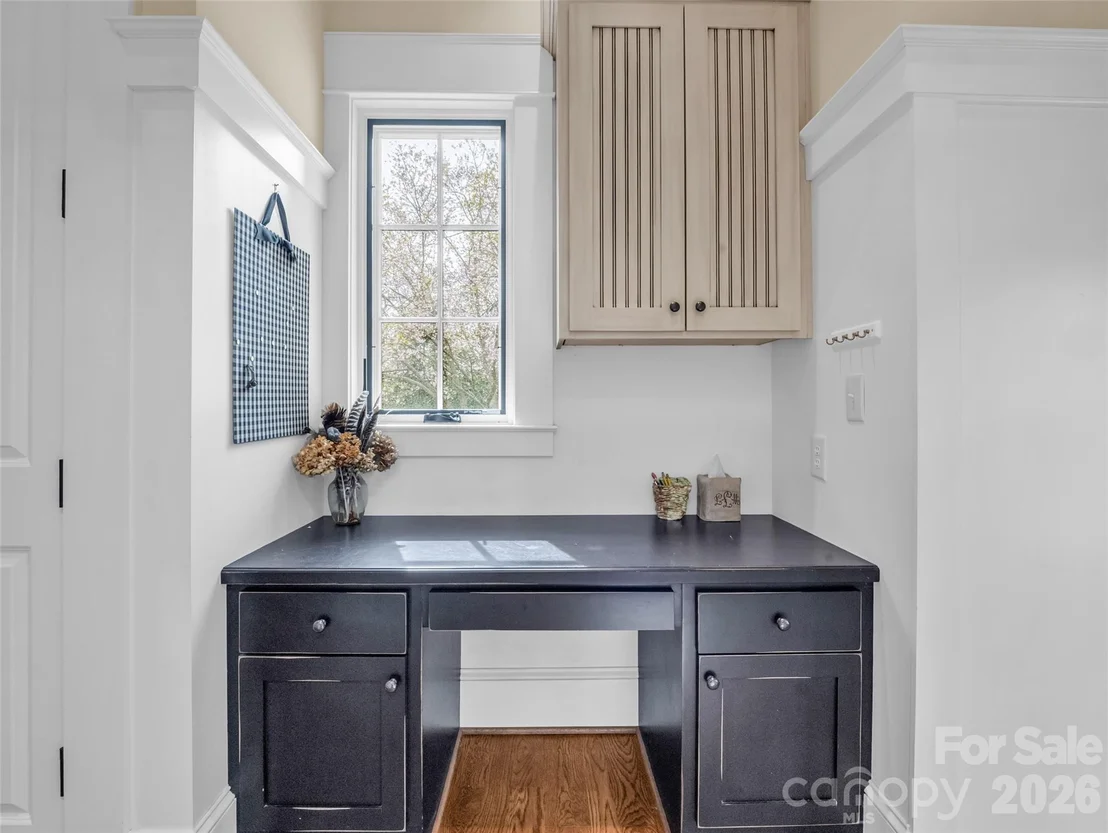 Photo of 565 Chestertown Drive