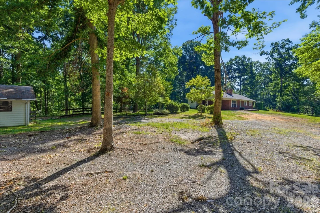 Photo of 4411 US 221 Highway