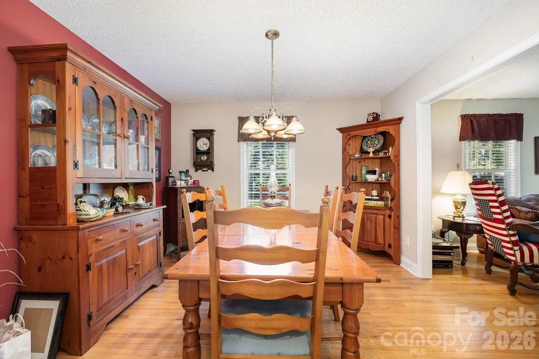 Photo of 715 Candlewick Drive