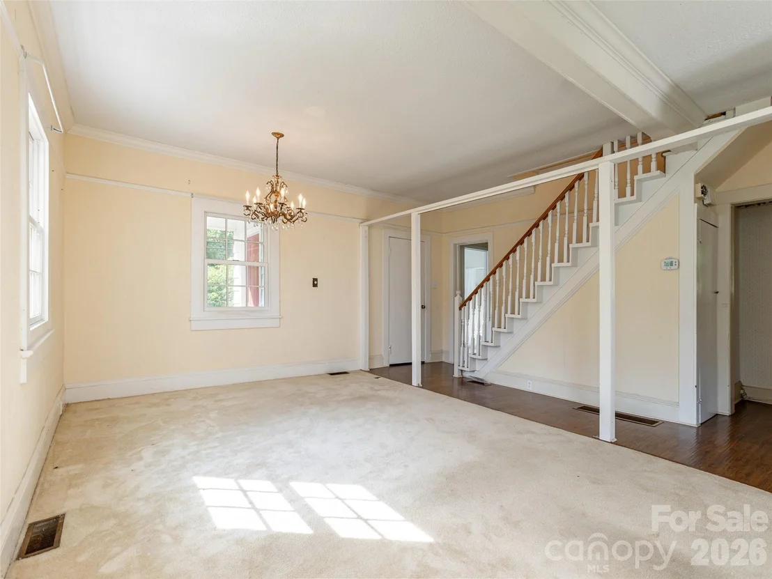 Photo of 34 Lockhart Road