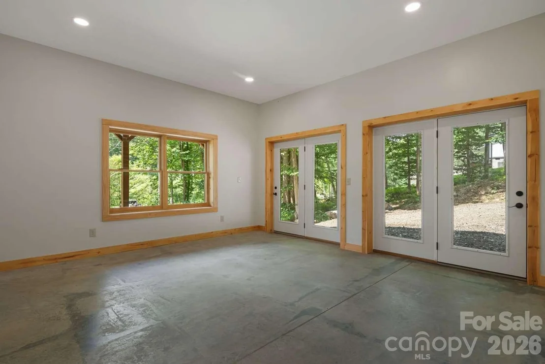 Photo of 382 Paint Fork Road