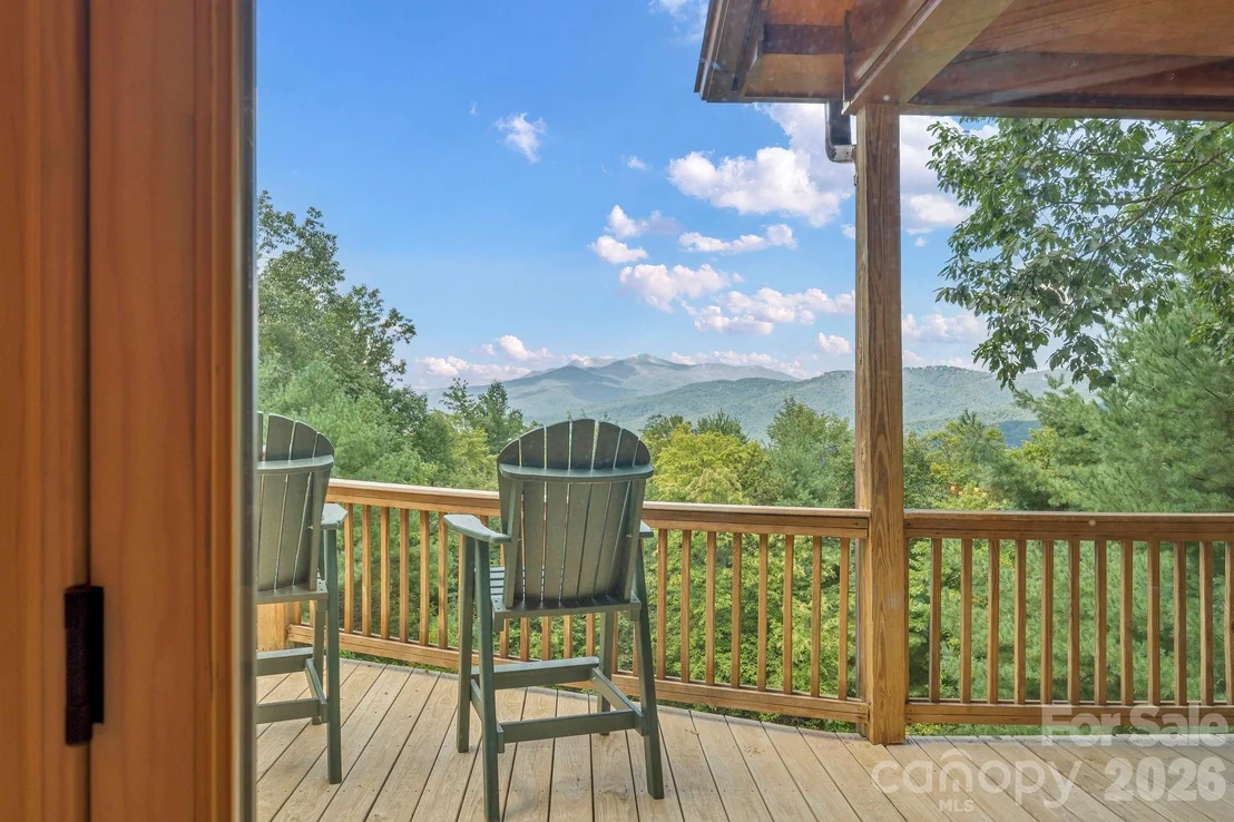 Photo of 4880 Nightingale Lane