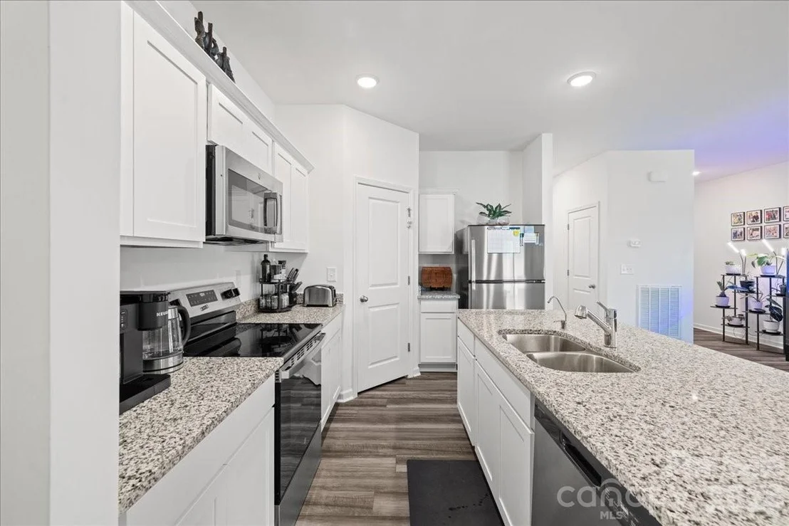 Photo of 144 BABBLING BROOK Drive