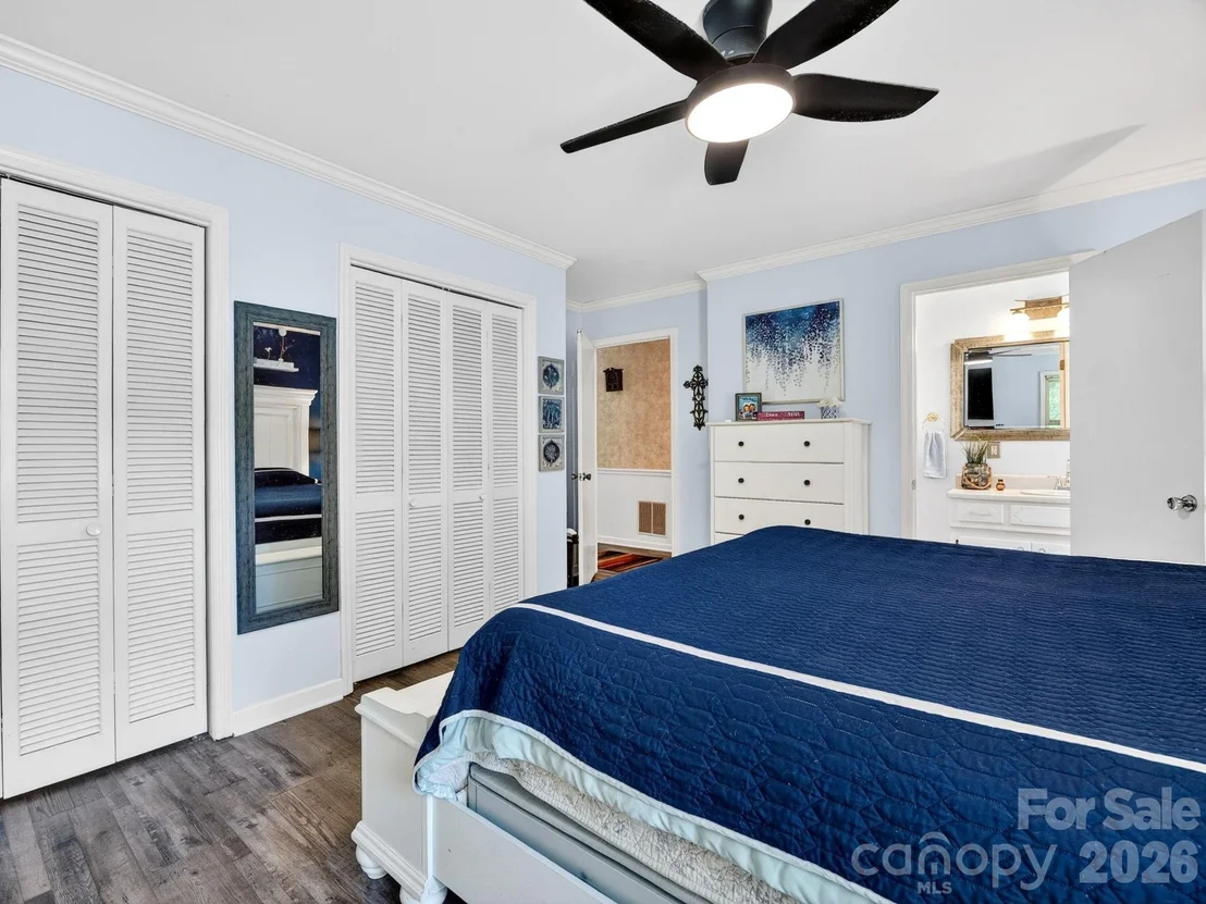 Photo of 707 Dogwood Trail