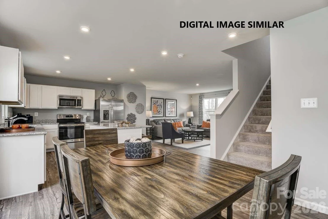 Photo of 640 Maplin Gardens Street