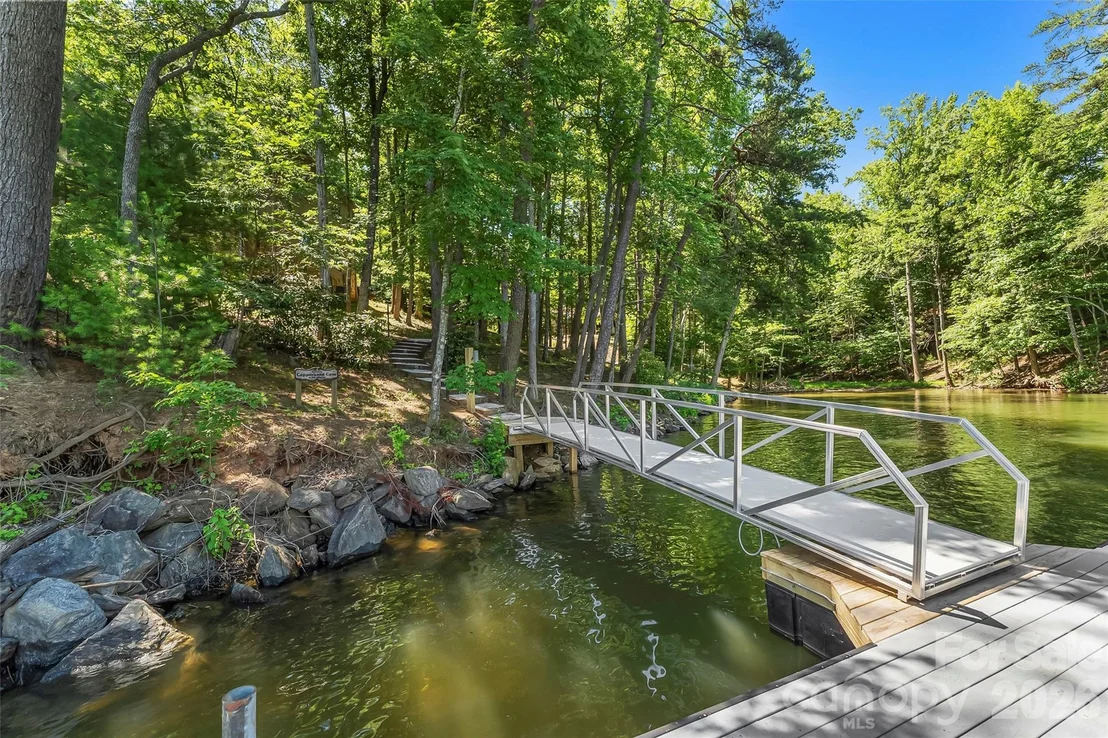 Photo of 1313 High Trail Drive