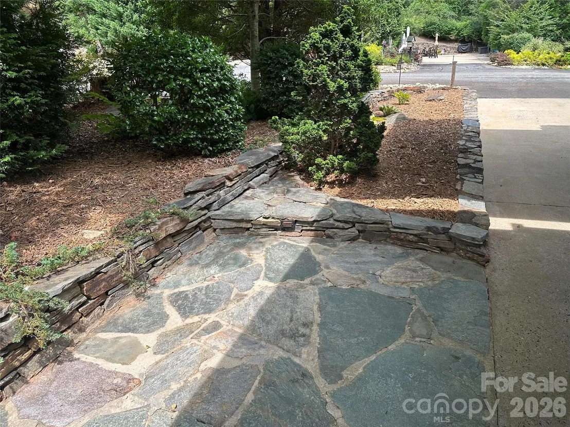 Photo of 106 Cornell Circle