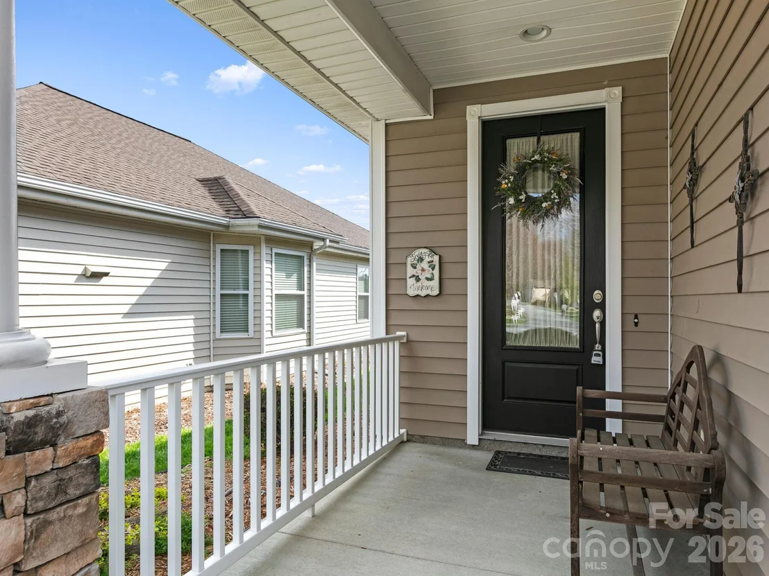 Photo of 7 Eagle Creek Trail S