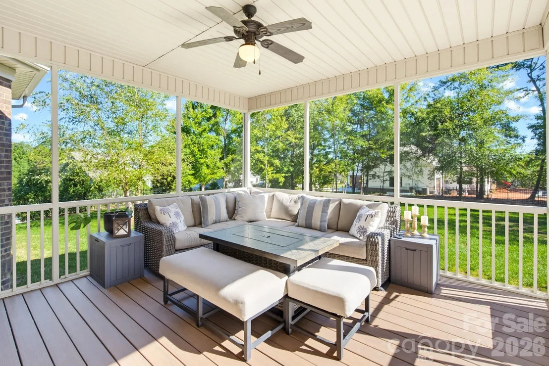 Photo of 3060 Feathers Drive