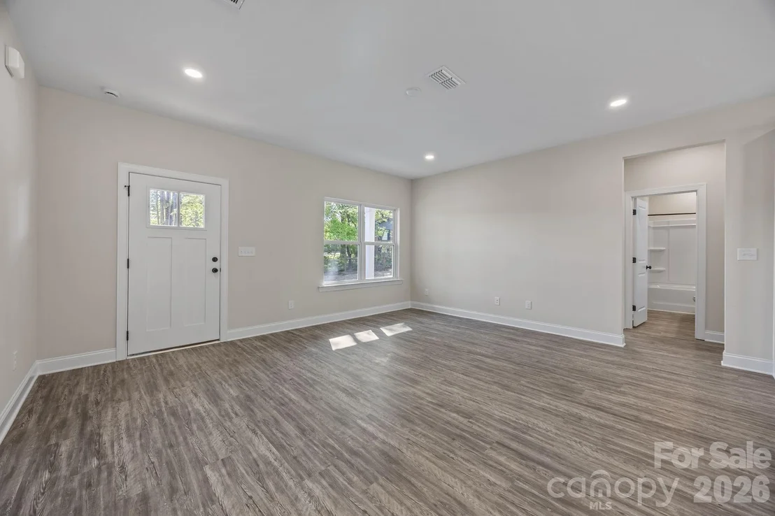 Photo of 818 Bethlehem Road