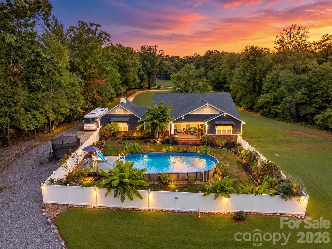 Photo of 1655 Antioch Road