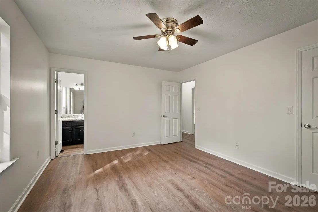 Photo of 37 Laurel Street
