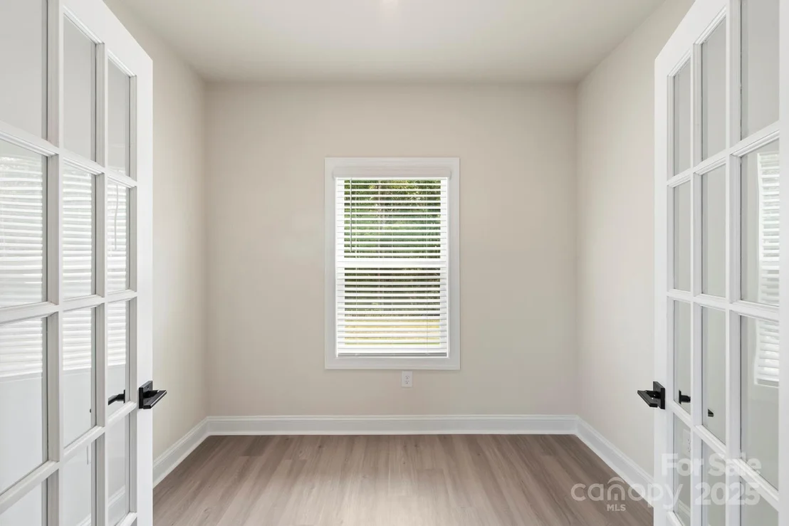 Photo of 104 Kennford Trail