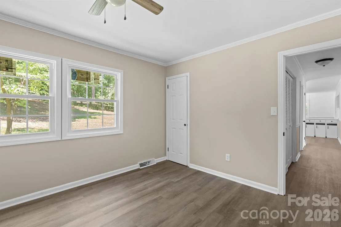 Photo of 755 Cumberland Circle