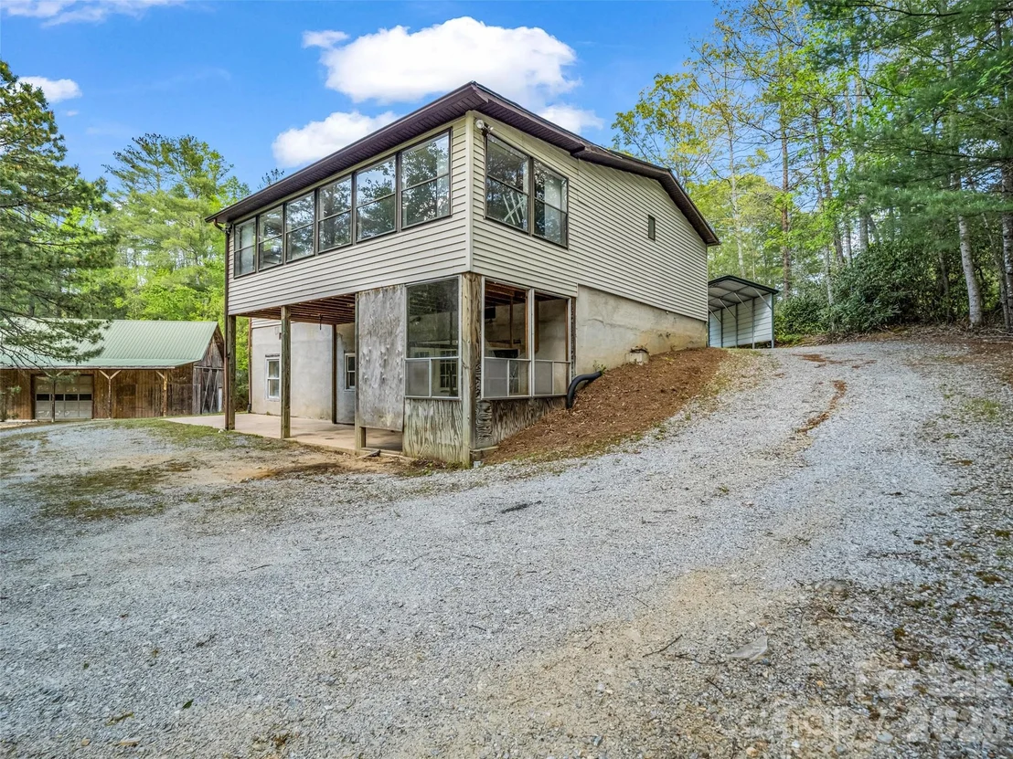 Photo of 203 Rogat Road