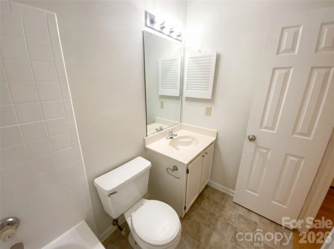 Photo of 5719 Rocbridge Lane