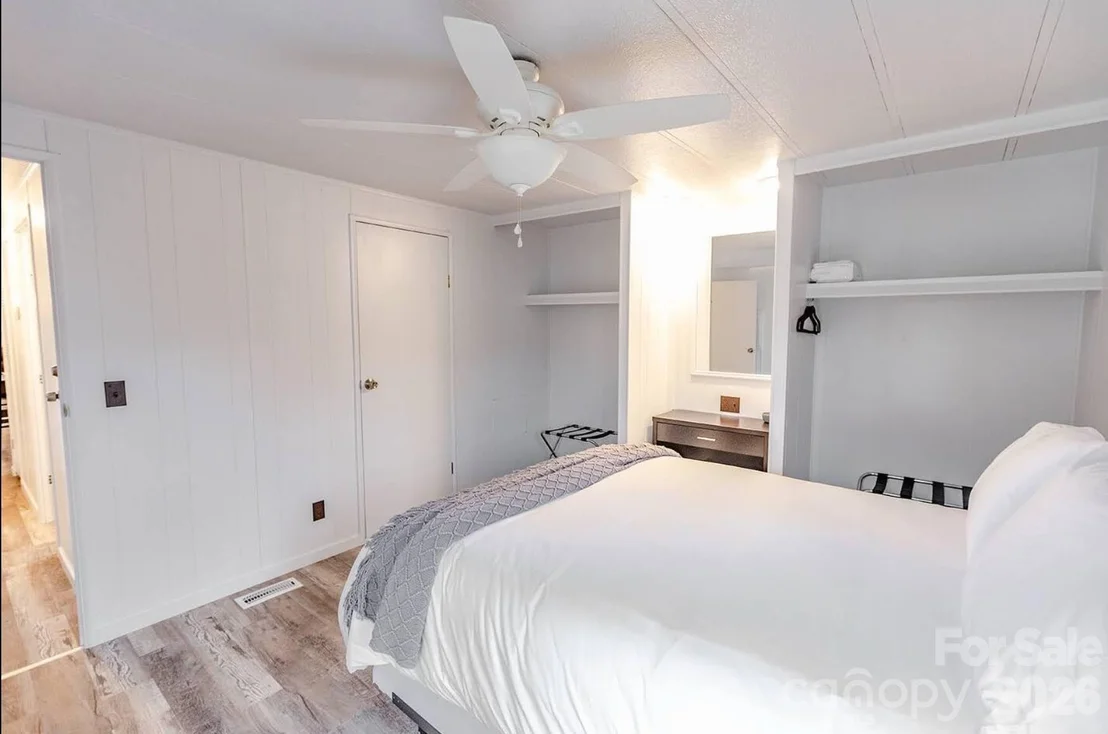 Photo of 101 6th Street