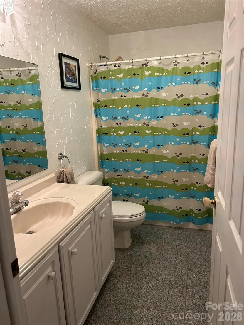 Photo of 323 Swamp Fox Drive