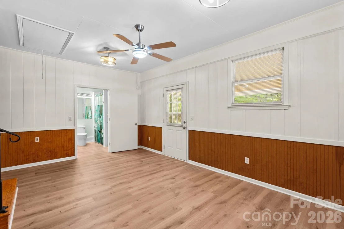 Photo of 6325 Long Ferry Road