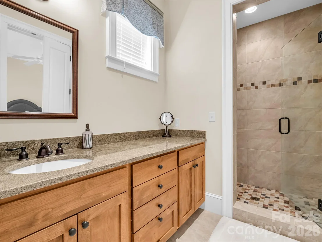 Photo of 565 Chestertown Drive