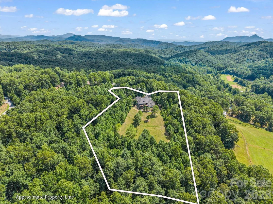 Photo of 930 Big Raven Lane