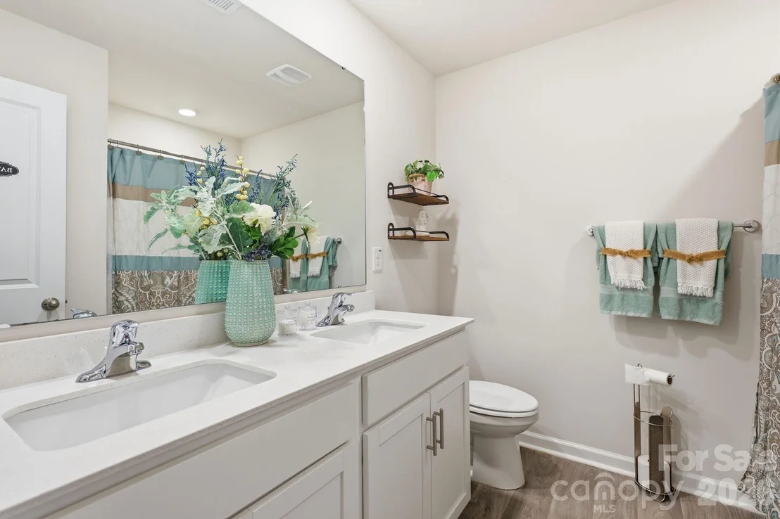 Photo of 1276 Hickory Point Drive