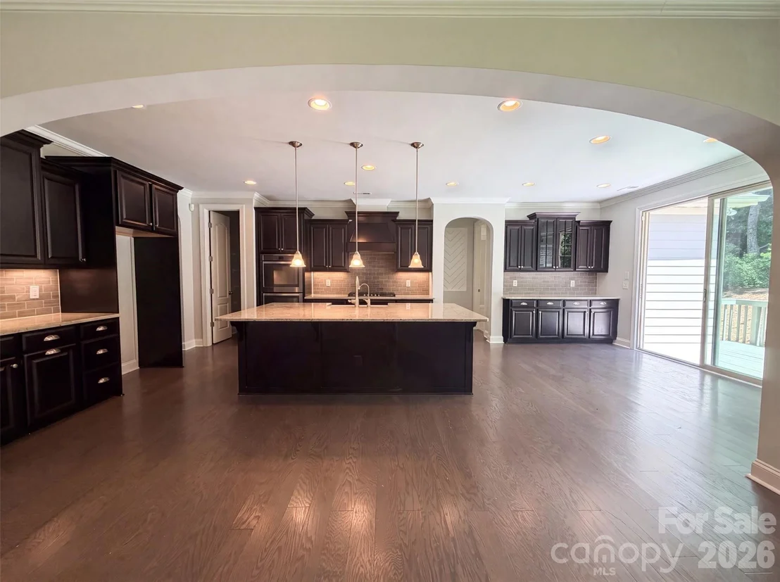 Photo of 147 Monteray Oaks Circle