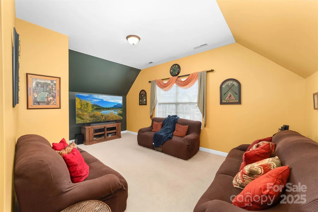 Photo of 1728 Copperplate Road