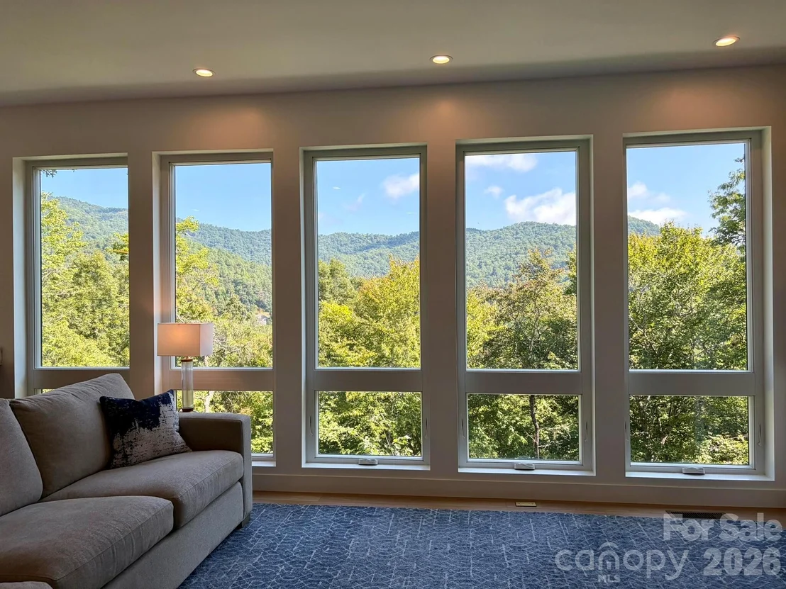 Photo of 70 Knobby Lane