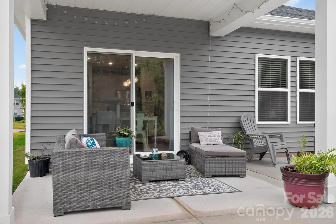 Photo of 1229 Morehead Drive
