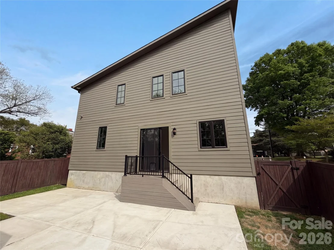 Photo of 1609 Richland Drive