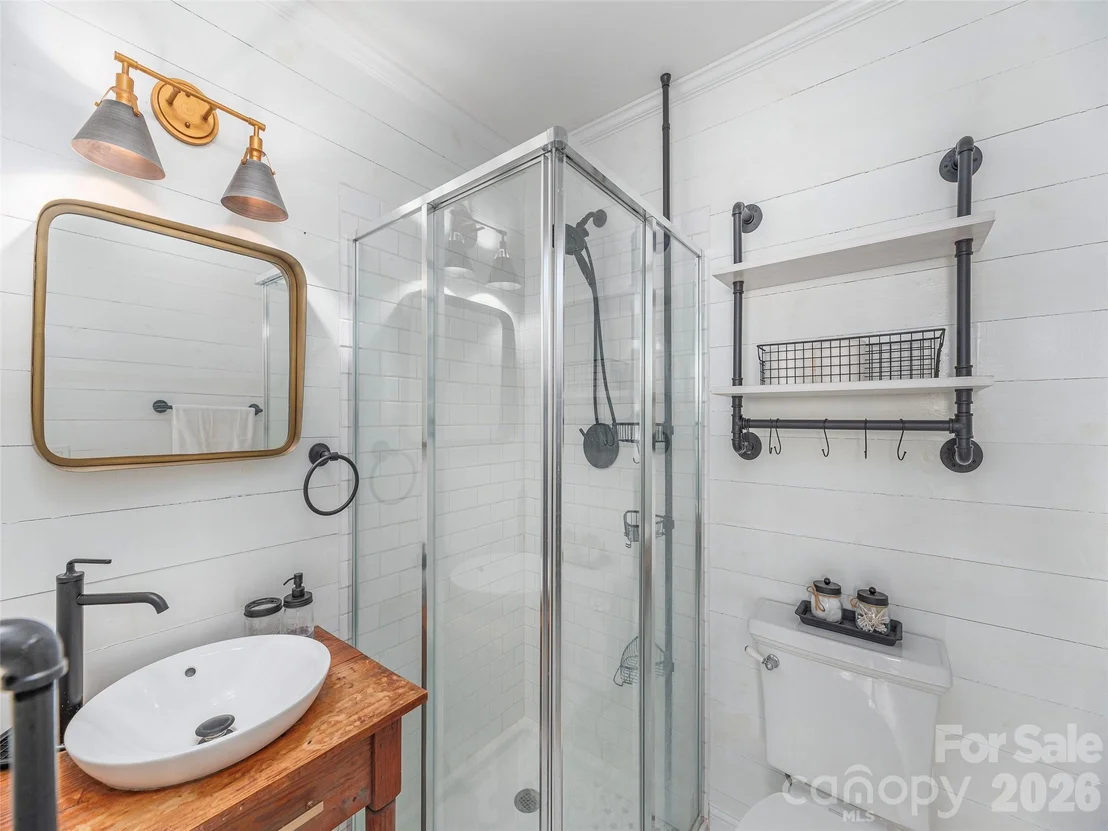 Photo of 897 Dark Ridge Road