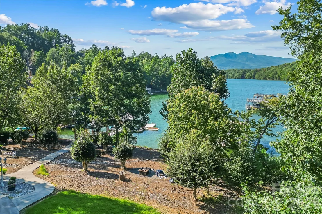Photo of 705 Waters Edge Drive