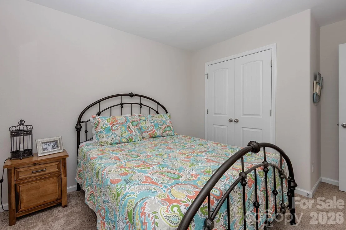 Photo of 410 Apex Circle
