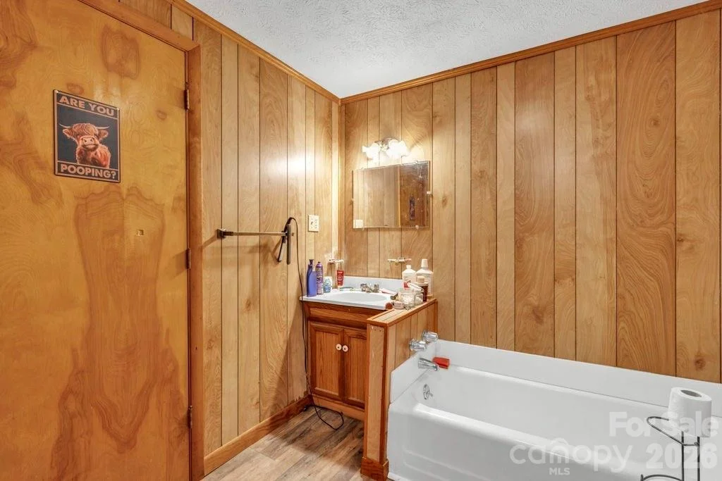 Photo of 1068 Laurel Branch Road