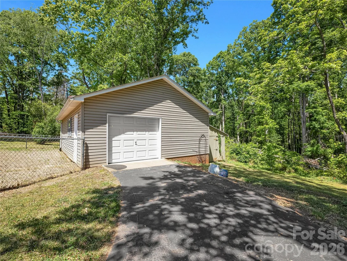 Photo of 1249 Melvin Hill Road