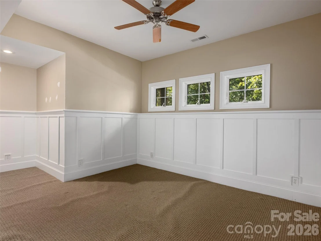 Photo of 620 N Highland Road