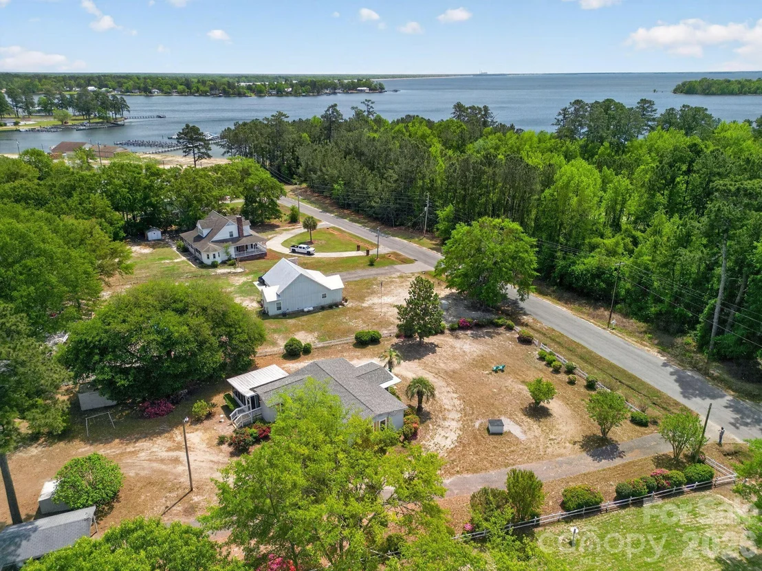 Photo of 1724 Camp Shelor Drive