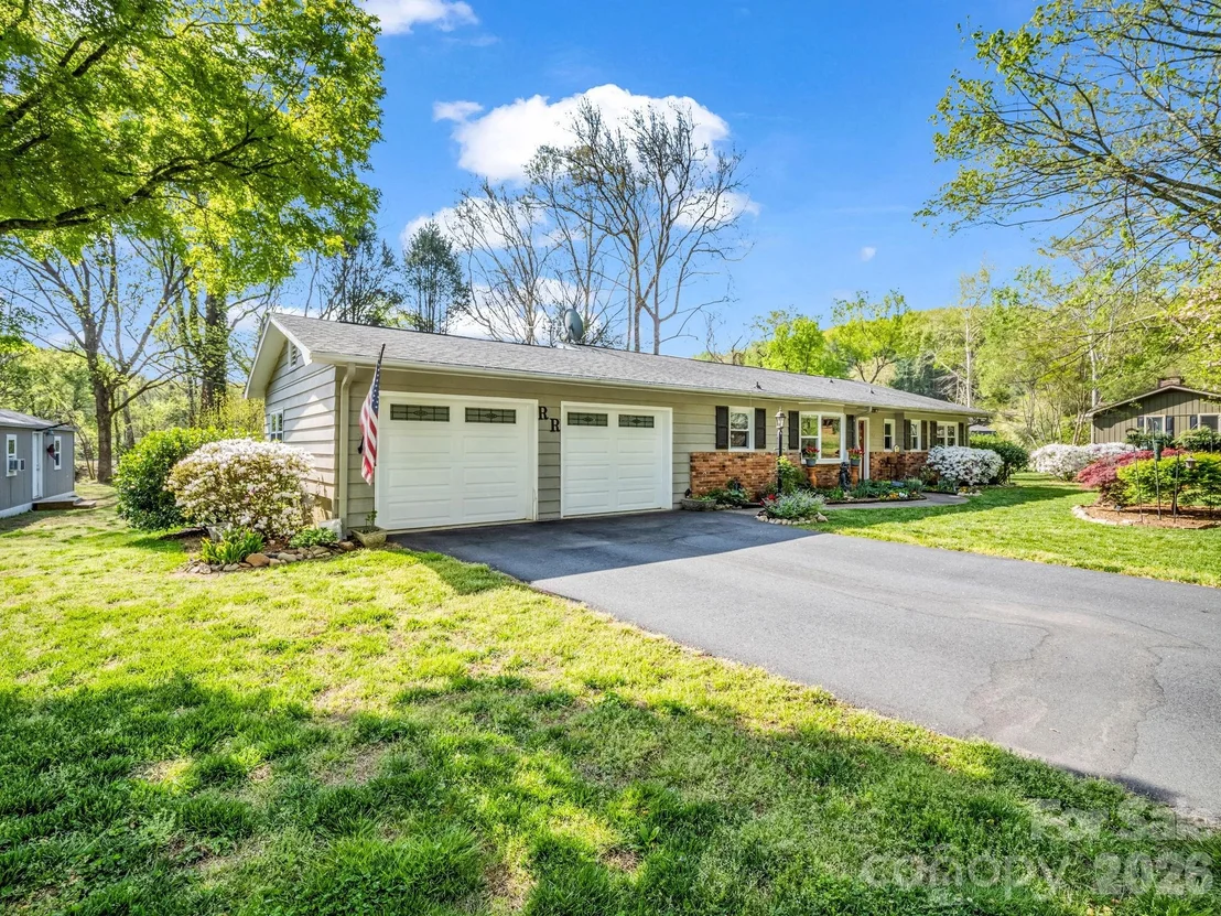 Photo of 120 Warrior Drive