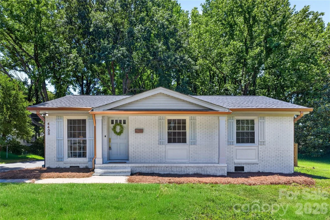 Photo of 4408 Ivanhoe Place