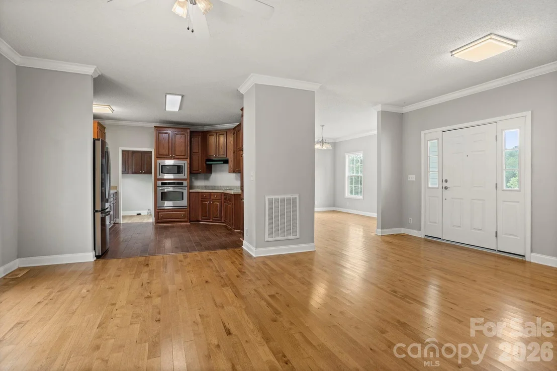 Photo of 97 Meadowview Drive