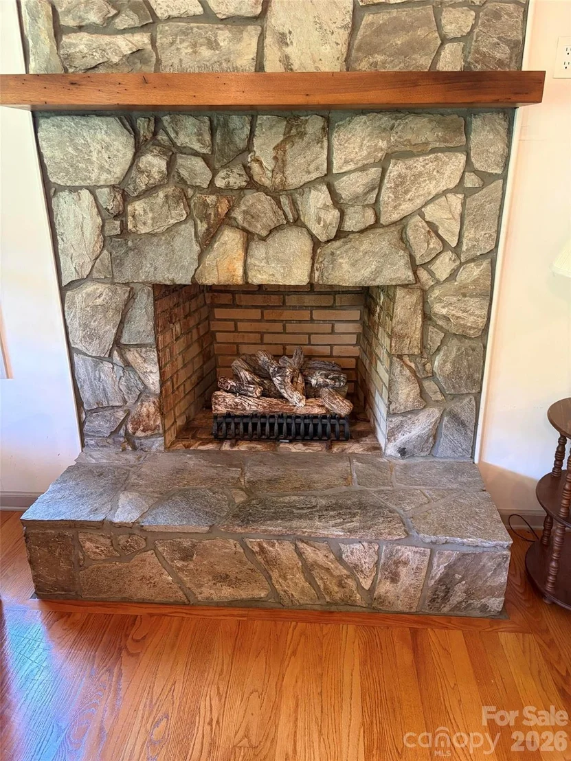 Photo of 2997 Phillips Gap Road
