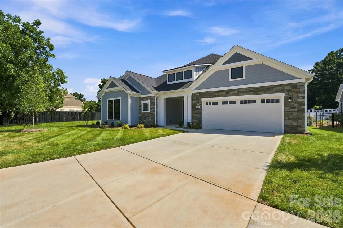 Photo of 3015 Five Creek Road
