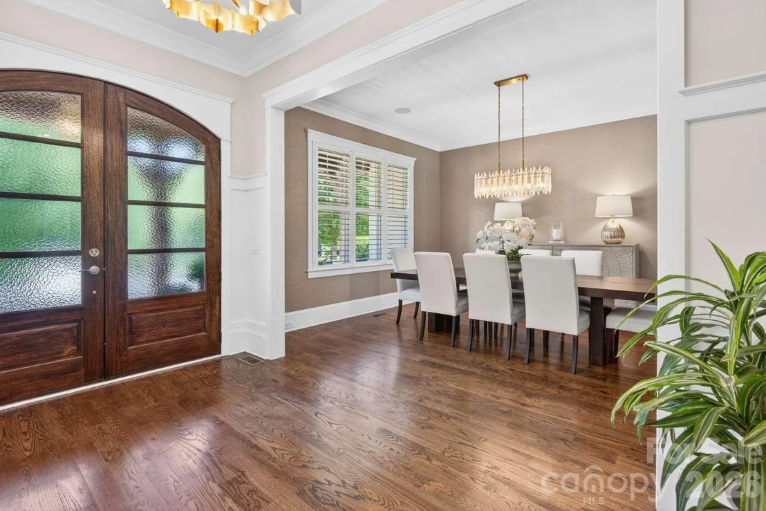 Photo of 18027 Shearer Road