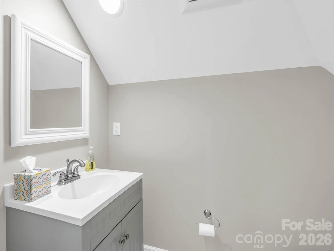 Photo of 930 Big Raven Lane