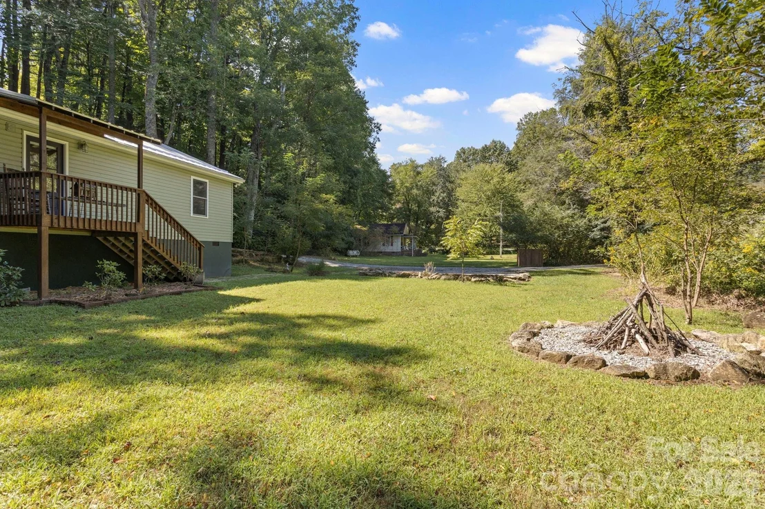 Photo of 400 Laurel Drive