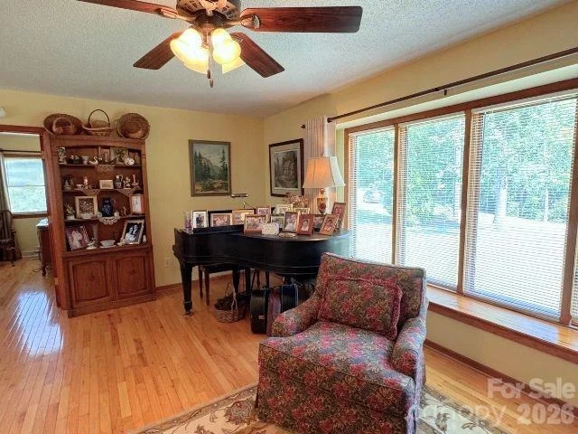 Photo of 35 Azalea Drive